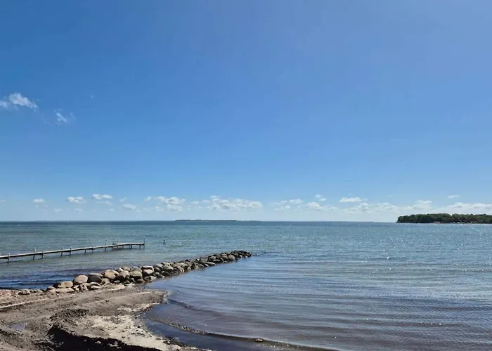 Prázdninový dům 6 Person In Hejls-by Traum *