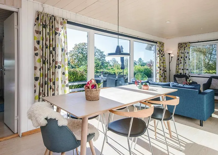 6 Person In Hejls-by Traum * Hejls